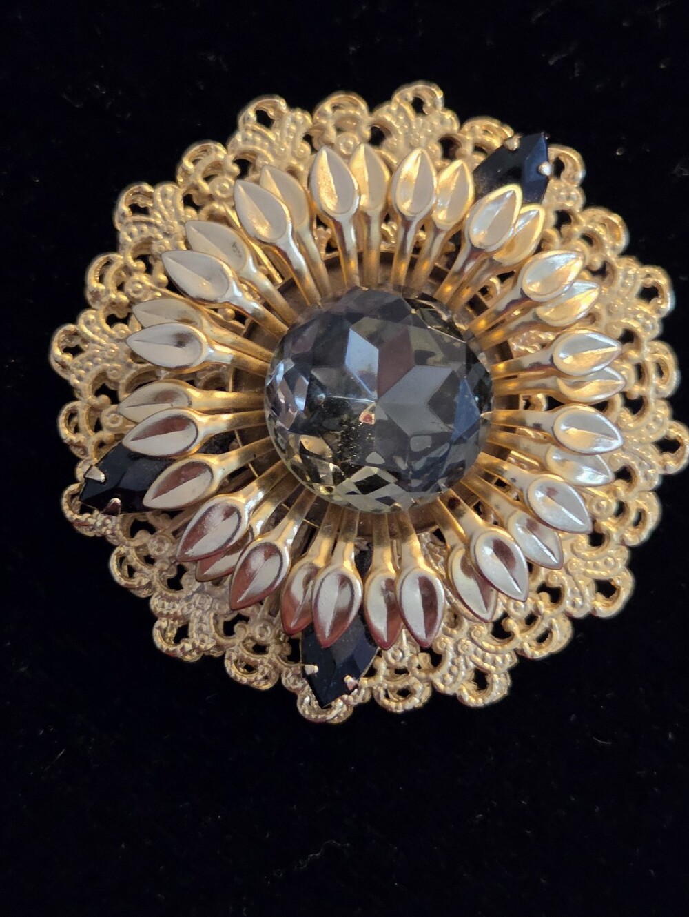 Vintage Gold Filigree Statement Brooch Faceted Large Center Stone Gold Leaf